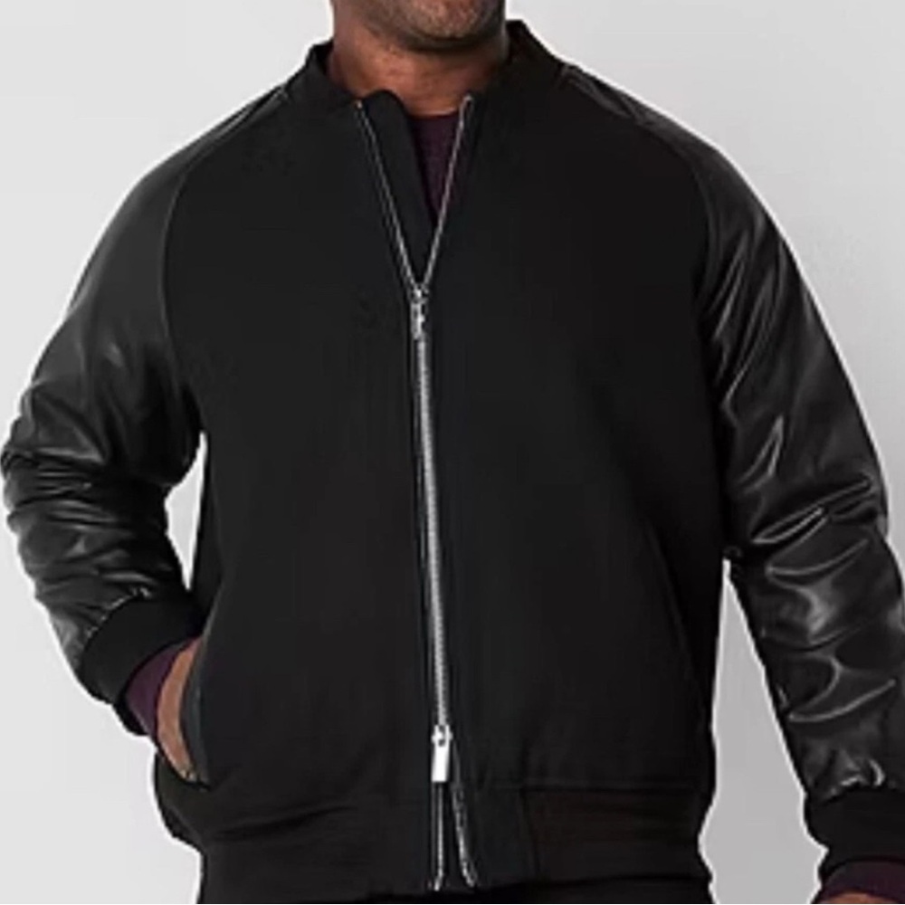 Full-Zip Black Winter Jacket